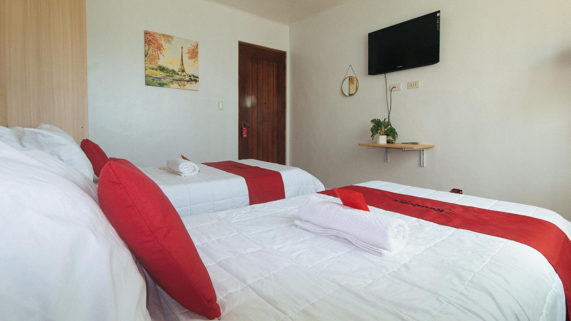 Reddoorz Hostel @ St. Paul Village Lapulapu Dış mekan fotoğraf